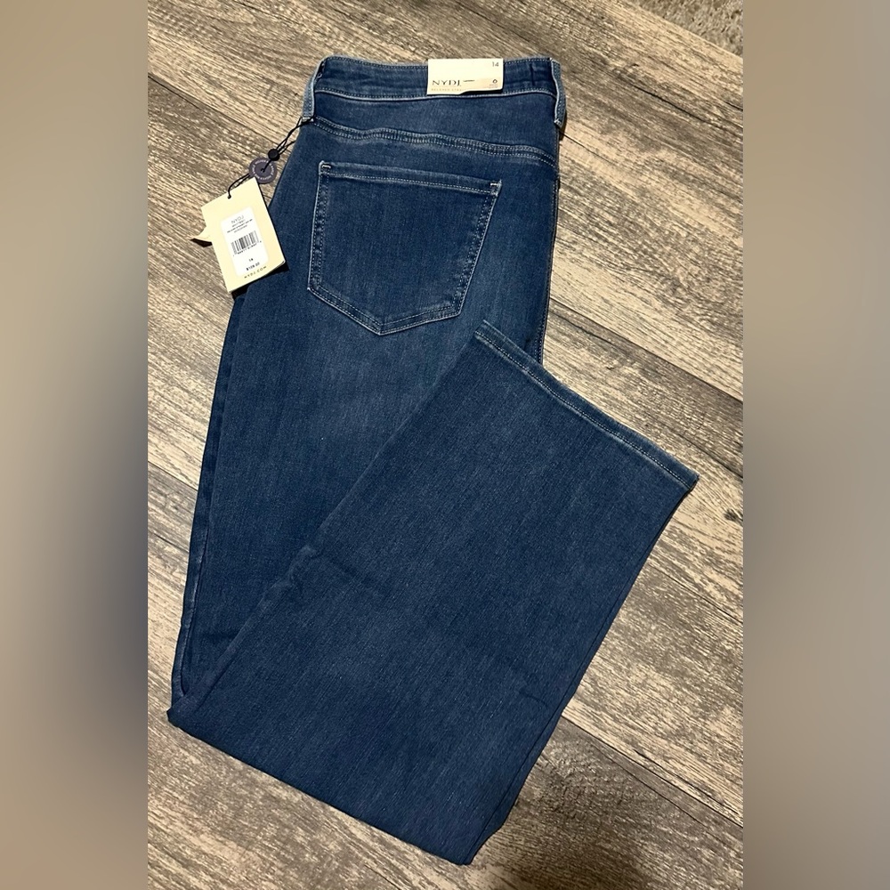 NYDJ Relaxed Straight Ankle Jean, size 14, new with tags